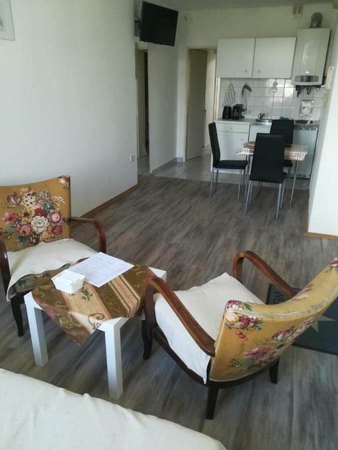 Ferienwohnung Hietzing Wina Bagian luar foto