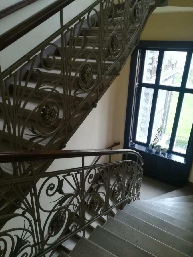 Ferienwohnung Hietzing Wina Bagian luar foto
